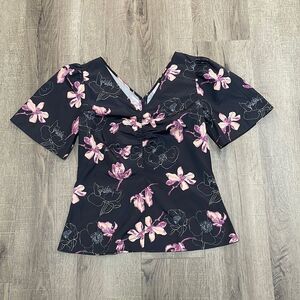 EUC Club Monaco Deep Navy Puff Sleeve Top Size M